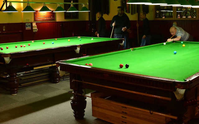 Snooker & Pool Tables